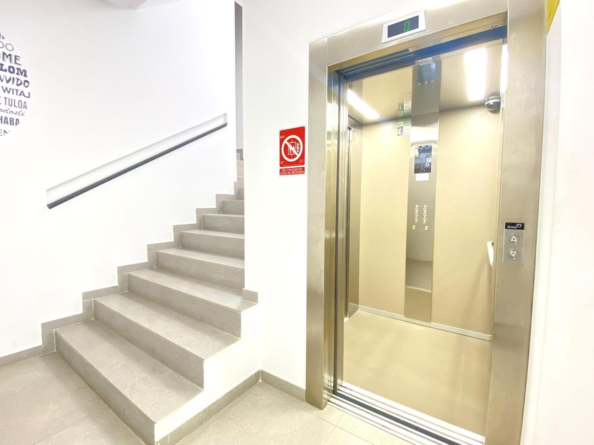 Apartamentos Estemar Benidorm Exteriör bild